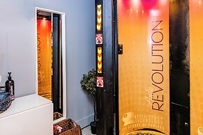 Oceanside Hotel and Suites