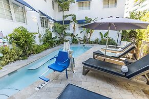 Oceanside Hotel and Suites