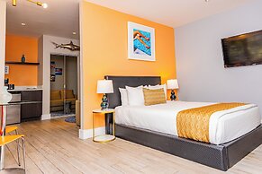 Oceanside Hotel and Suites