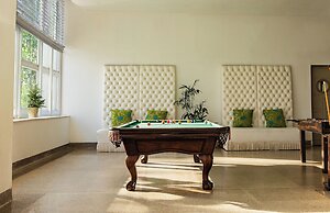 Oceanside Hotel and Suites