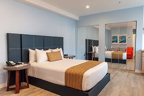 Oceanside Hotel and Suites