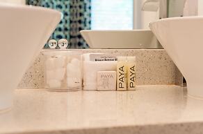 Oceanside Hotel and Suites