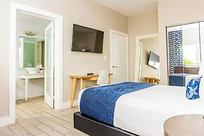 Oceanside Hotel and Suites