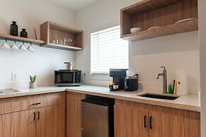 Oceanside Hotel and Suites