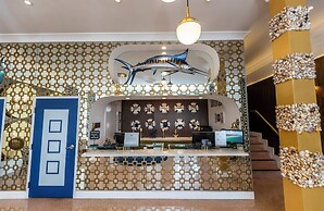 Oceanside Hotel and Suites