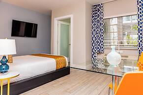 Oceanside Hotel and Suites