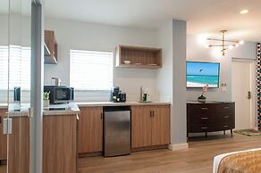 Oceanside Hotel and Suites