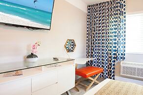 Oceanside Hotel and Suites