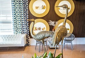 Oceanside Hotel and Suites