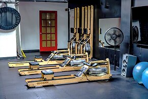 Oceanside Hotel and Suites