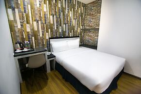 Indra Hotel - Boutique Suites