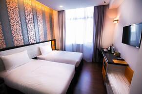 Indra Hotel - Boutique Suites