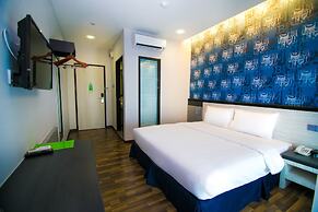 Indra Hotel - Boutique Suites