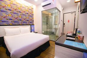 Indra Hotel - Boutique Suites