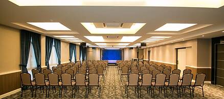 Indra Hotel - Boutique Suites