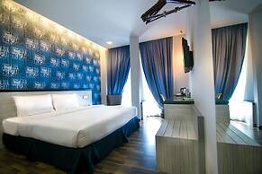 Indra Hotel - Boutique Suites