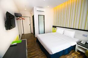 Indra Hotel - Boutique Suites