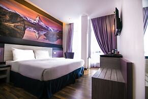Indra Hotel - Boutique Suites