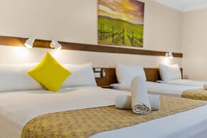 Castlereagh Motor Inn