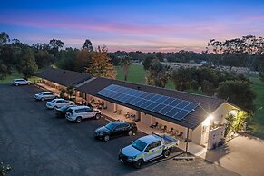 Castlereagh Motor Inn