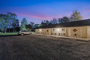 Castlereagh Motor Inn