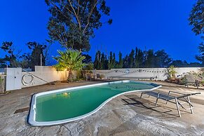 Castlereagh Motor Inn