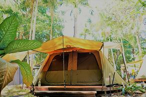 Dougies Backpackers