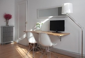 7 Moons Bed & Breakfast