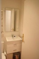 7 Moons Bed & Breakfast