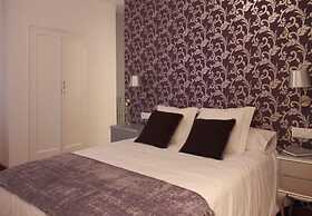 7 Moons Bed & Breakfast