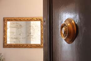 7 Moons Bed & Breakfast