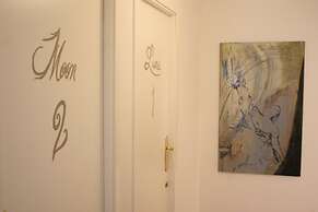 7 Moons Bed & Breakfast