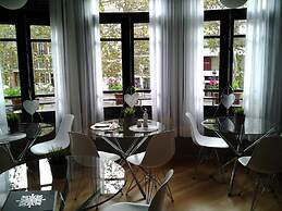 7 Moons Bed & Breakfast