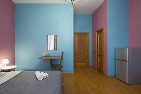 Italian Rooms on Griboedova 35