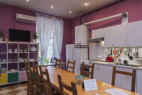 Italian Rooms on Griboedova 35