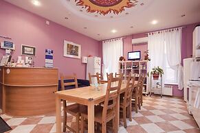 Italian Rooms on Griboedova 35