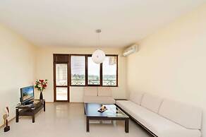 Lighthouse Apartments & Villas