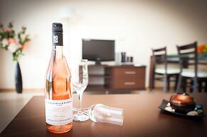 Lighthouse Apartments & Villas