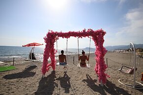 Gold Twins Boutique Hotel