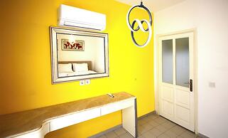 Gold Twins Boutique Hotel