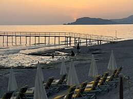 Gold Twins Boutique Hotel