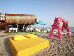 Gold Twins Boutique Hotel