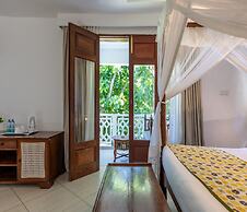 HillPark Amare Resort