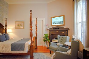 McCall House Boutique Inn