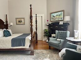 McCall House Boutique Inn