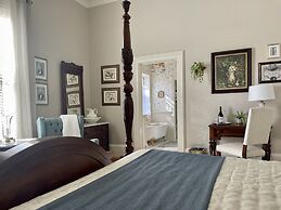 McCall House Boutique Inn