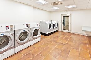 Holiday Inn Express & Suites Cartersville by IHG