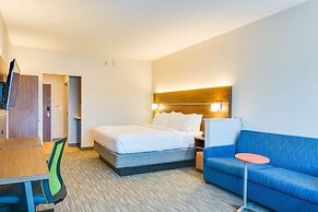 Holiday Inn Express & Suites Russellville by IHG