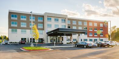 Holiday Inn Express & Suites Russellville by IHG