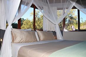 Baluleni Safari Lodge